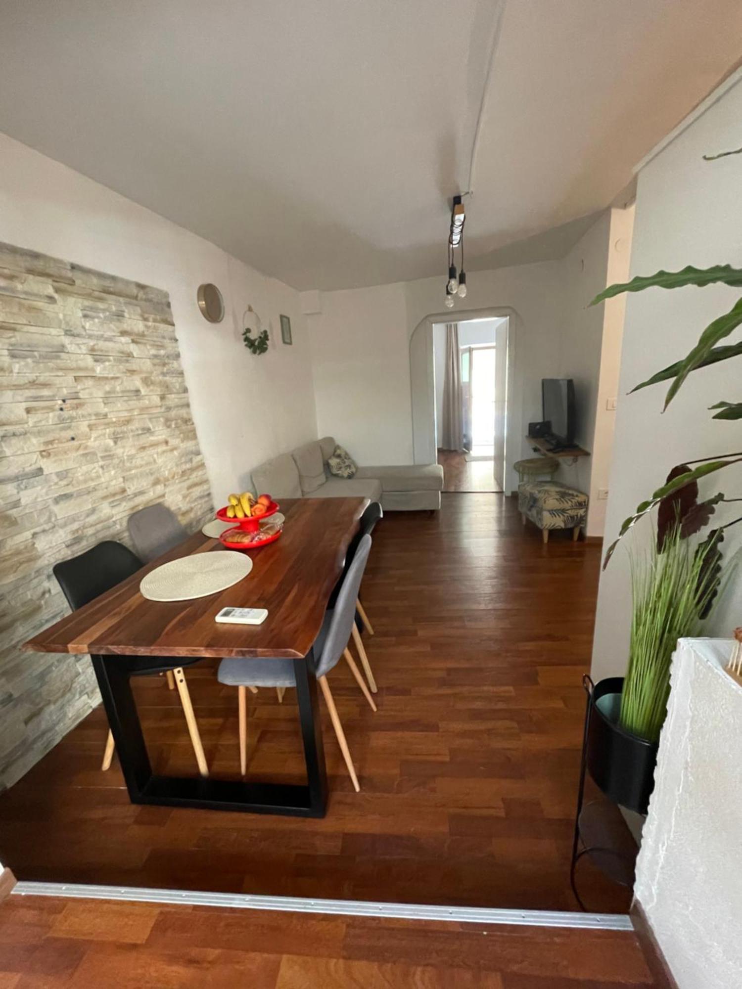 Apartma Ella Koper Exterior foto