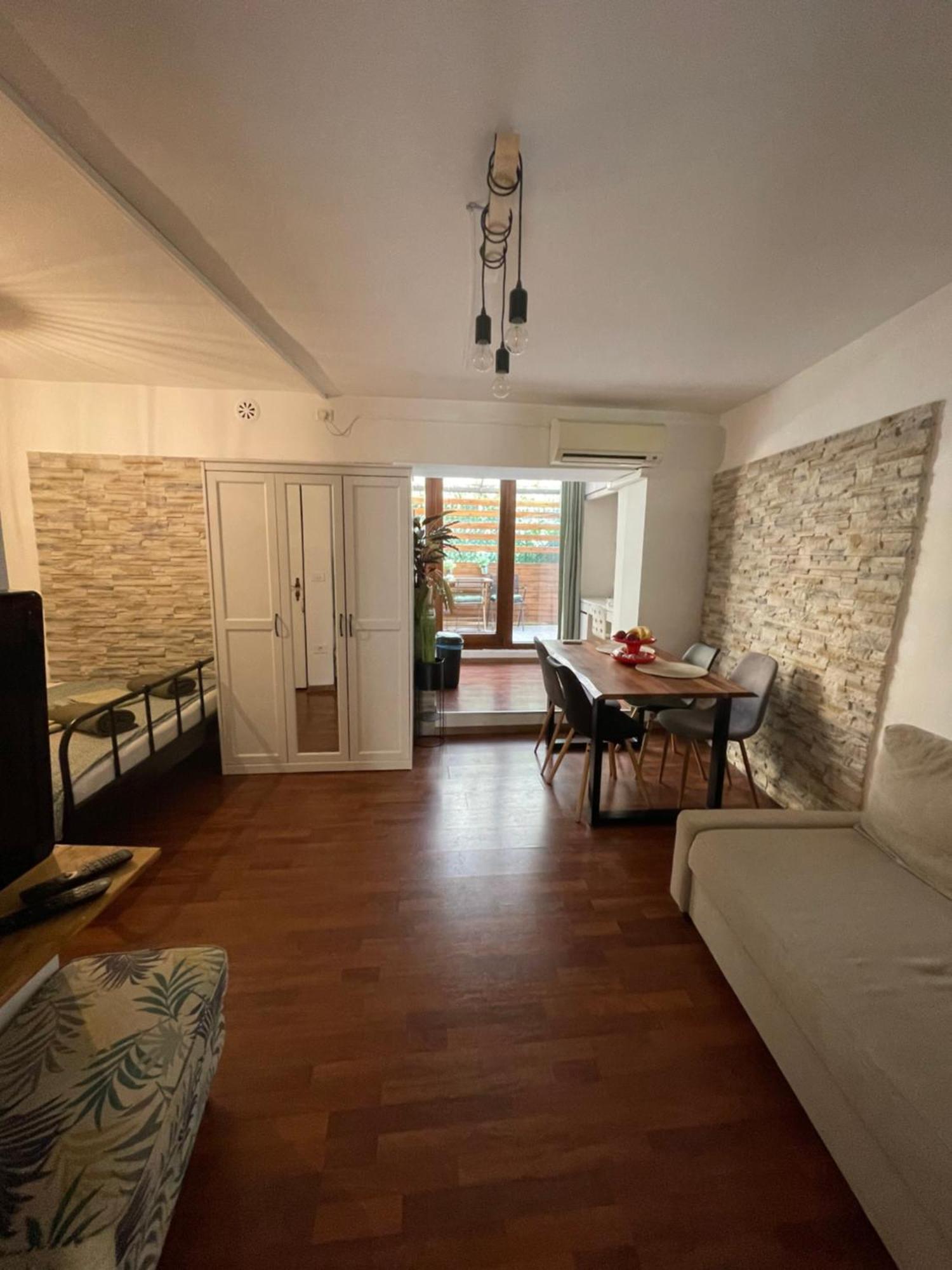 Apartma Ella Koper Exterior foto